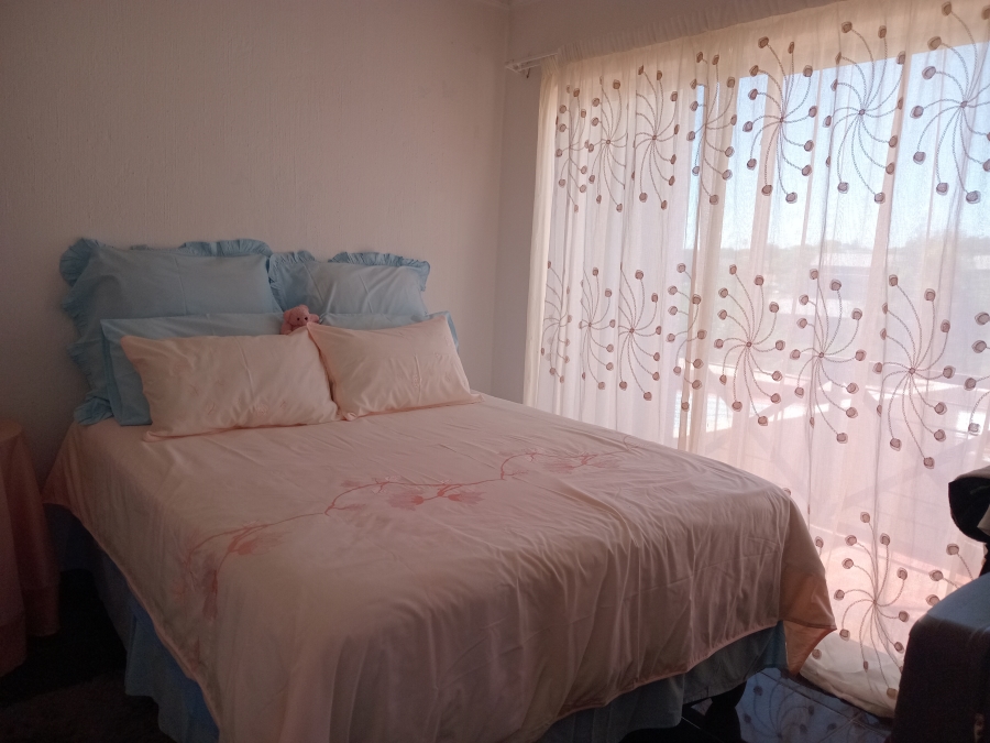 3 Bedroom Property for Sale in Corlett Gardens Gauteng