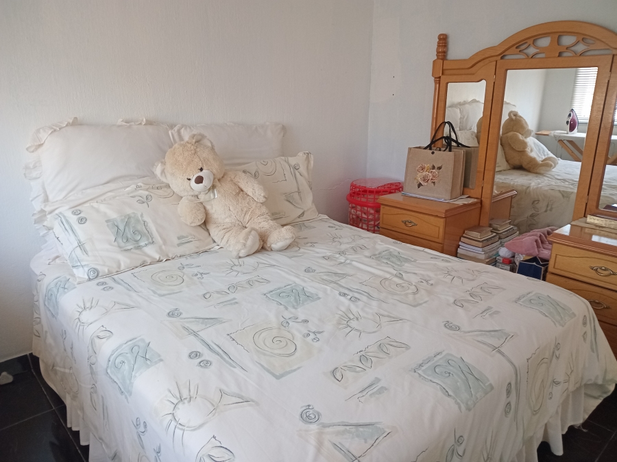 3 Bedroom Property for Sale in Corlett Gardens Gauteng