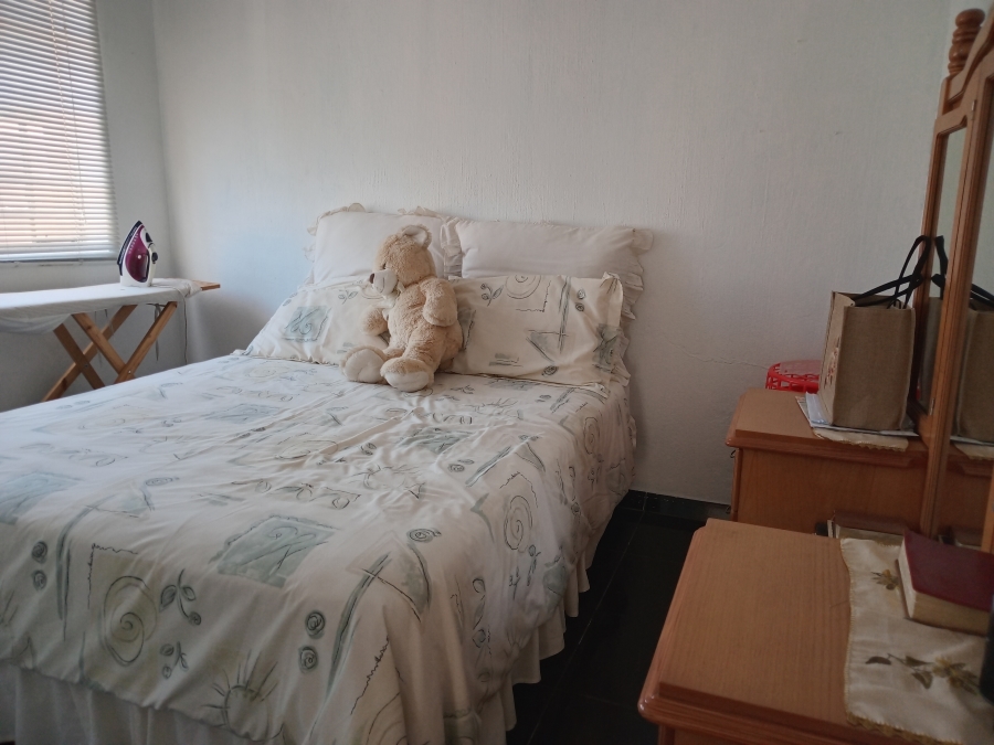 3 Bedroom Property for Sale in Corlett Gardens Gauteng