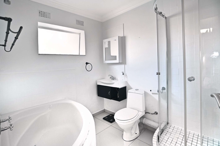 2 Bedroom Property for Sale in River Club Gauteng