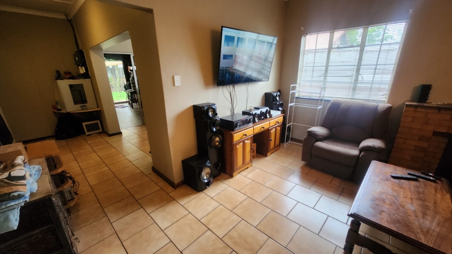 3 Bedroom Property for Sale in Valhalla Gauteng