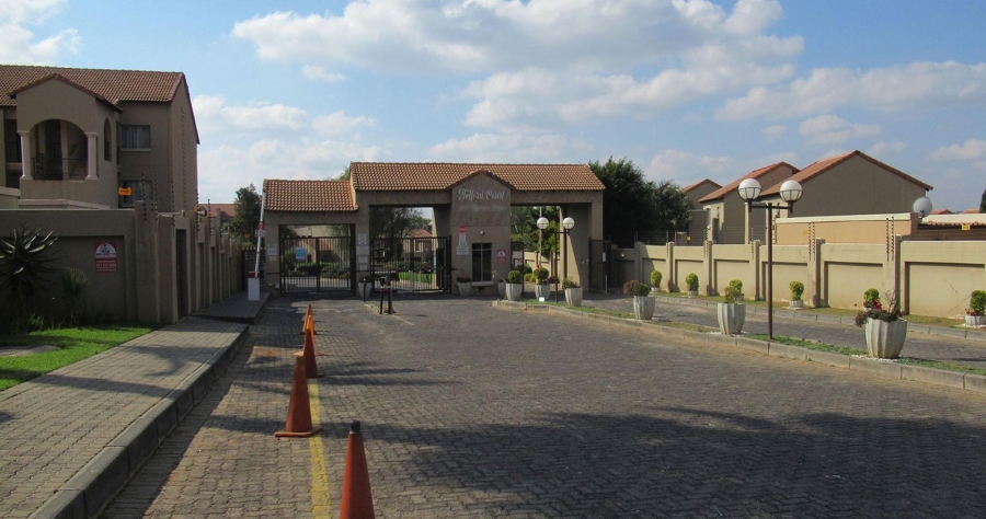 2 Bedroom Property for Sale in Noordhang Gauteng