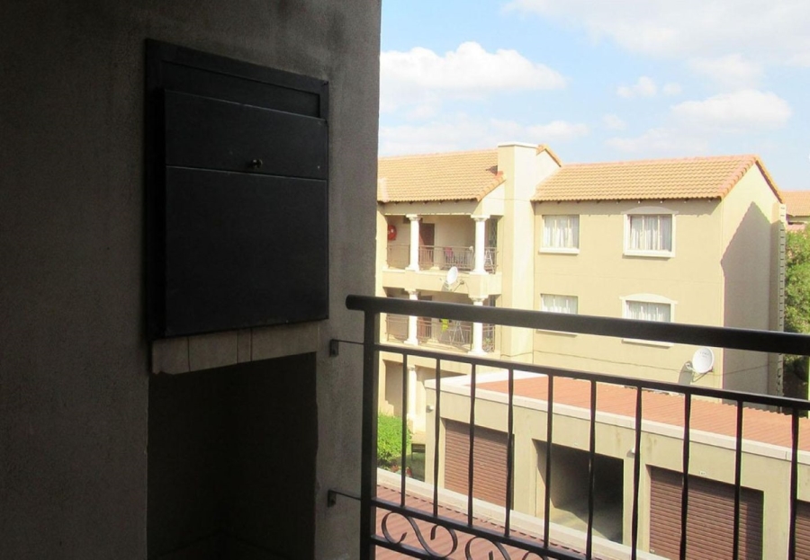 2 Bedroom Property for Sale in Noordhang Gauteng