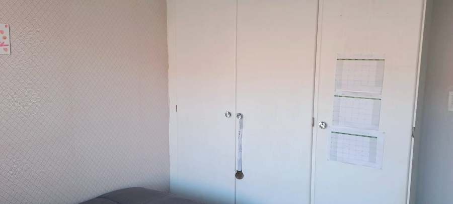 2 Bedroom Property for Sale in Noordhang Gauteng