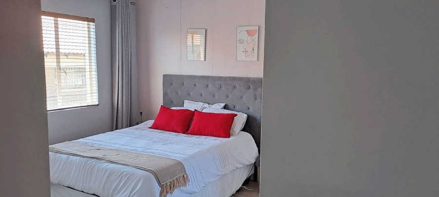2 Bedroom Property for Sale in Noordhang Gauteng