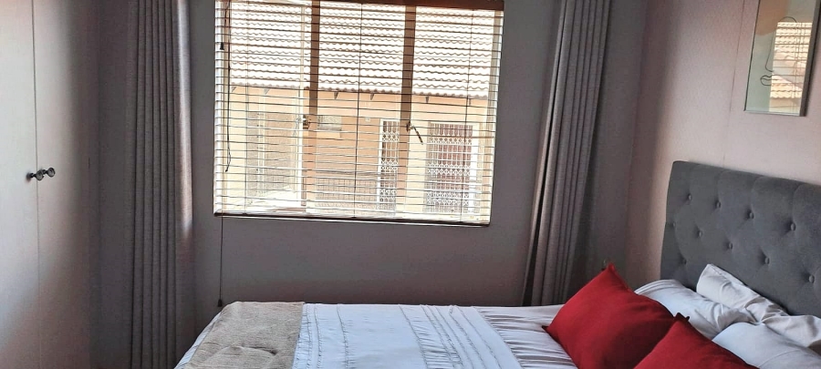 2 Bedroom Property for Sale in Noordhang Gauteng