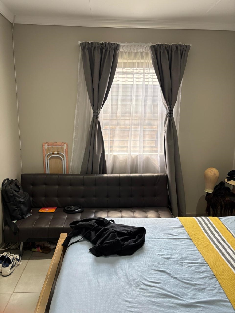 2 Bedroom Property for Sale in Lion Pride Gauteng