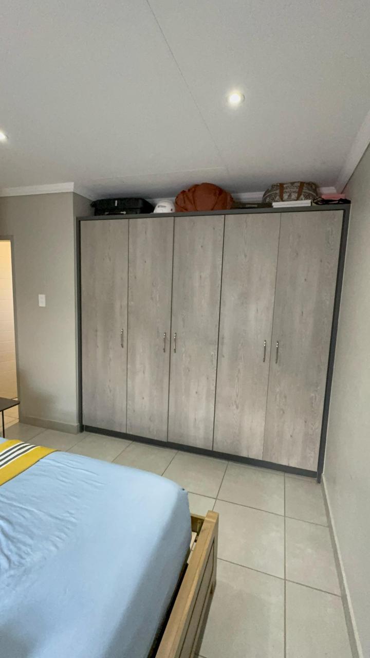 2 Bedroom Property for Sale in Lion Pride Gauteng