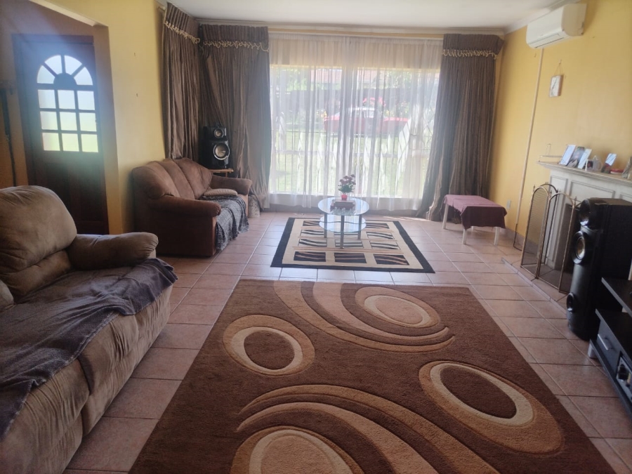 4 Bedroom Property for Sale in Rembrandt Park Gauteng