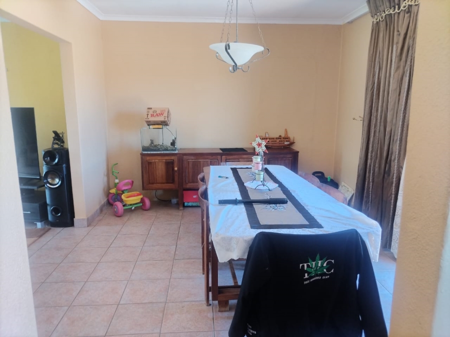 4 Bedroom Property for Sale in Rembrandt Park Gauteng