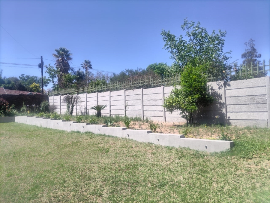4 Bedroom Property for Sale in Rembrandt Park Gauteng