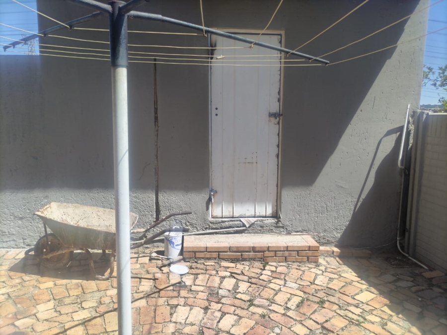 4 Bedroom Property for Sale in Rembrandt Park Gauteng