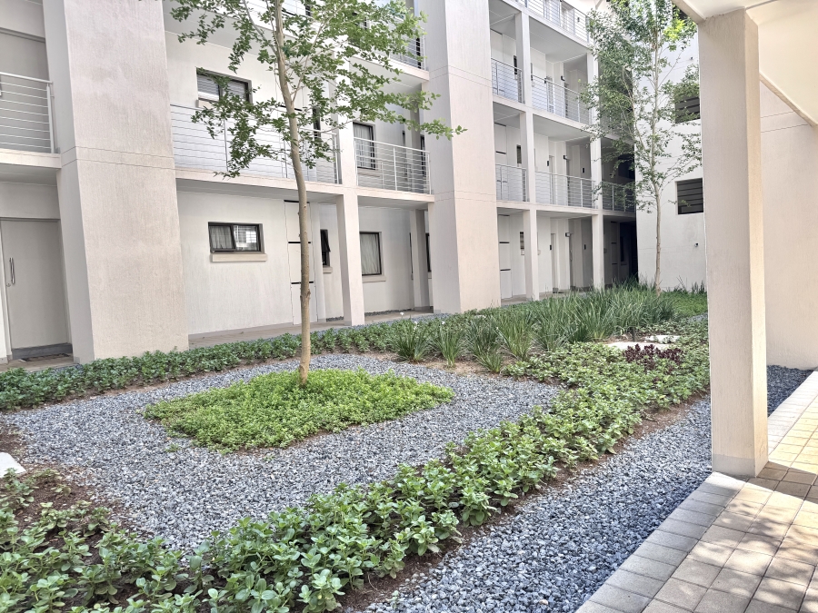 2 Bedroom Property for Sale in Broadacres Gauteng