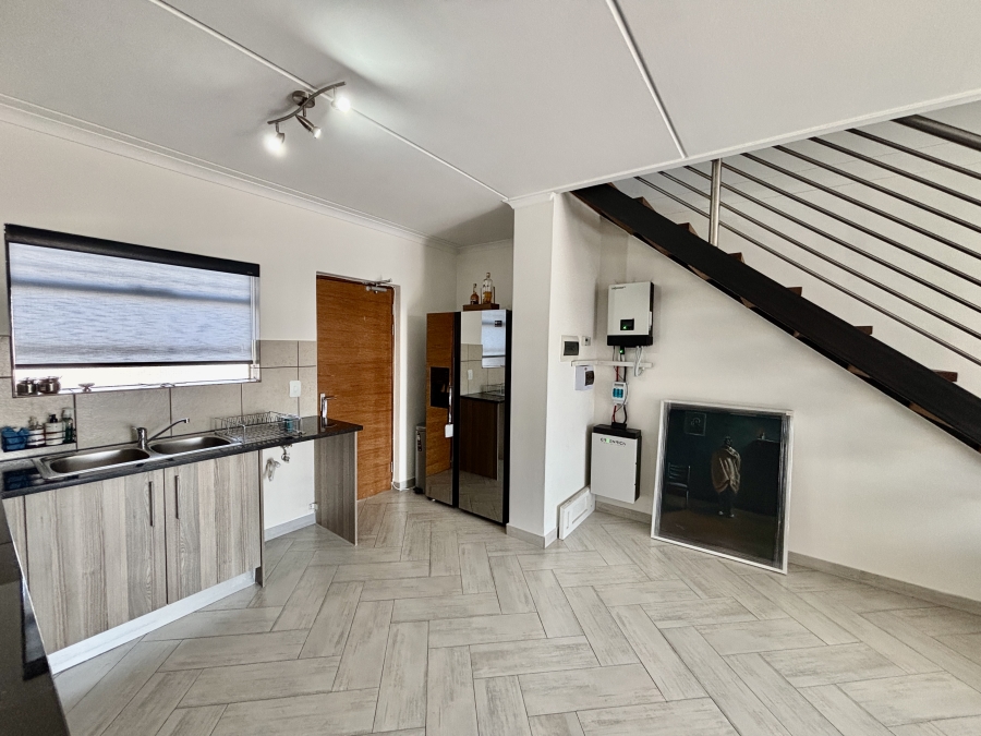 3 Bedroom Property for Sale in Barbeque Downs Gauteng