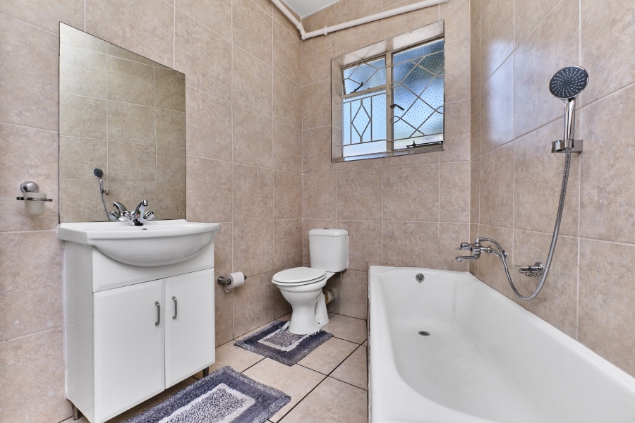 2 Bedroom Property for Sale in Craighall Park Gauteng