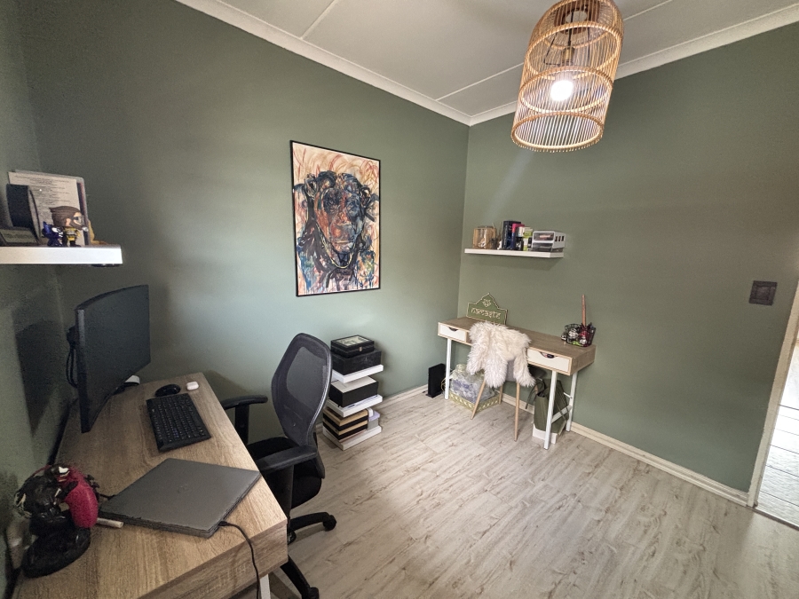 2 Bedroom Property for Sale in Barbeque Downs Gauteng