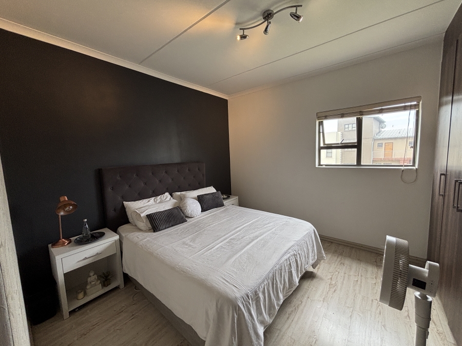 2 Bedroom Property for Sale in Barbeque Downs Gauteng