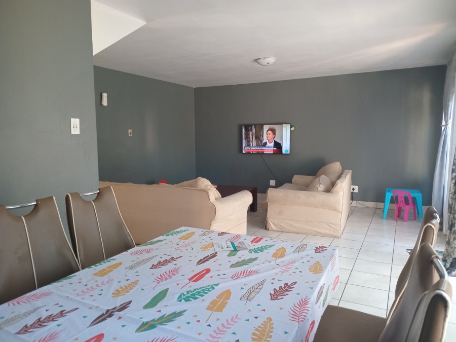 3 Bedroom Property for Sale in Corlett Gardens Gauteng