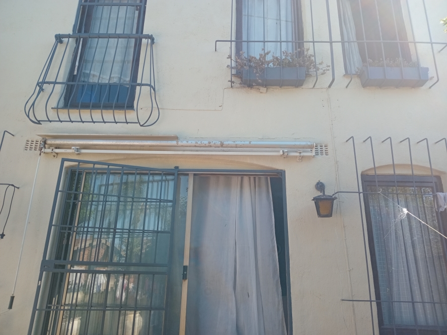 3 Bedroom Property for Sale in Corlett Gardens Gauteng