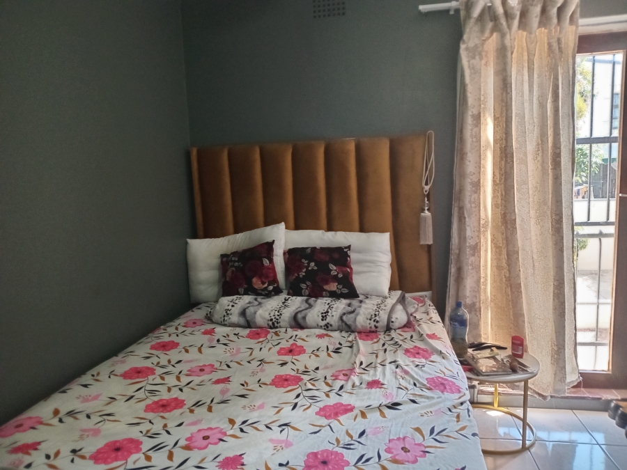 3 Bedroom Property for Sale in Corlett Gardens Gauteng