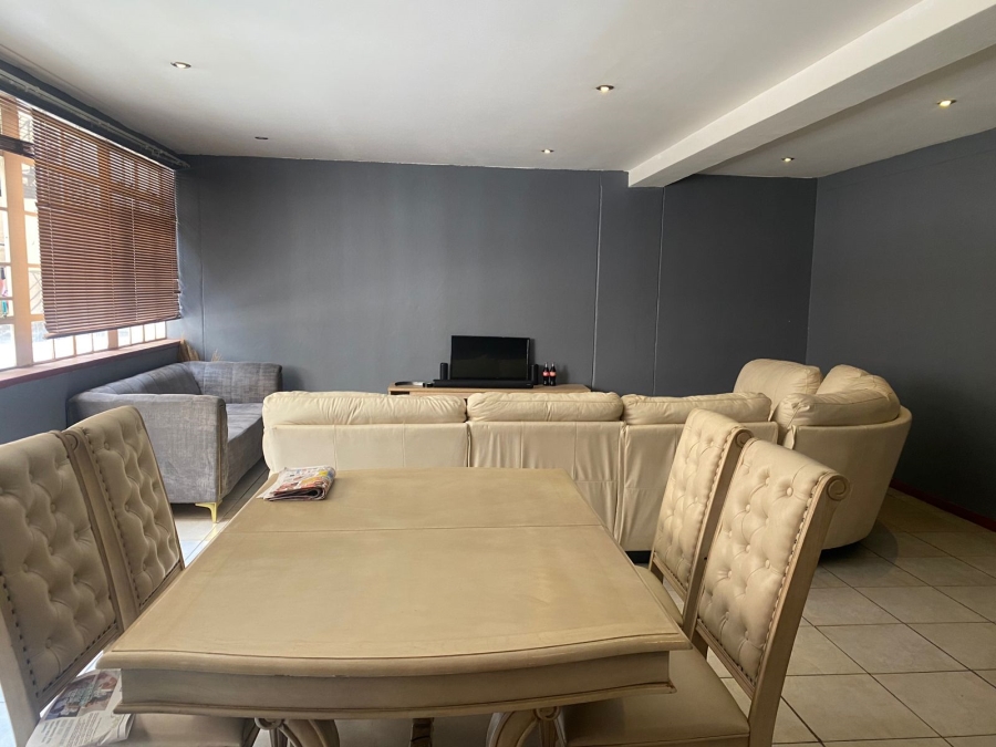 2 Bedroom Property for Sale in Marshalltown Gauteng