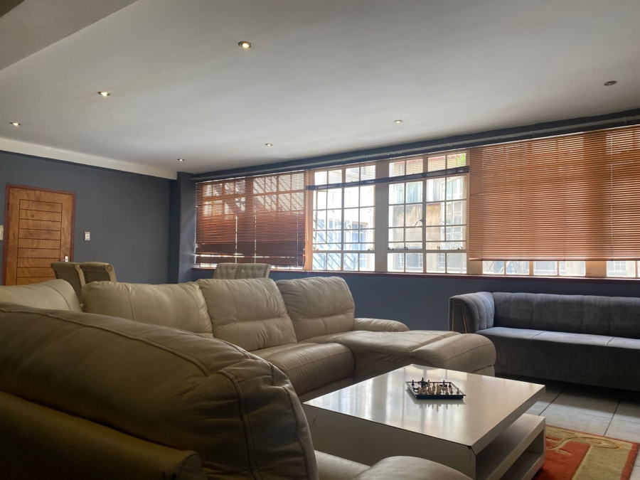 2 Bedroom Property for Sale in Marshalltown Gauteng