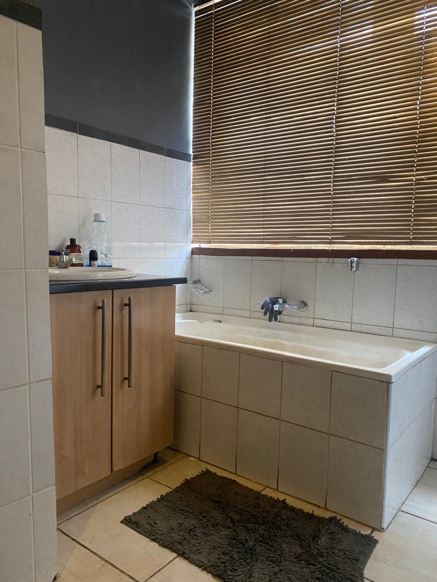 2 Bedroom Property for Sale in Marshalltown Gauteng