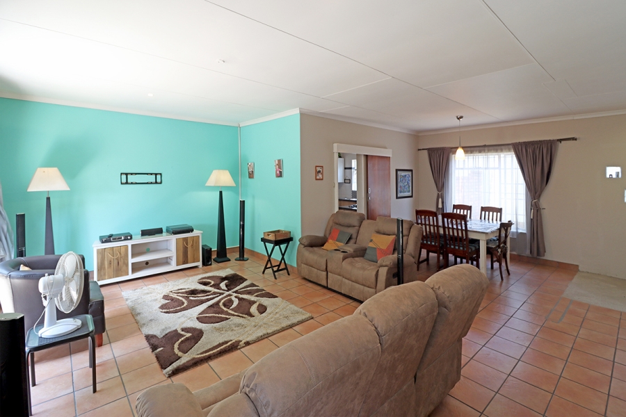 4 Bedroom Property for Sale in Marais Steyn Park Gauteng