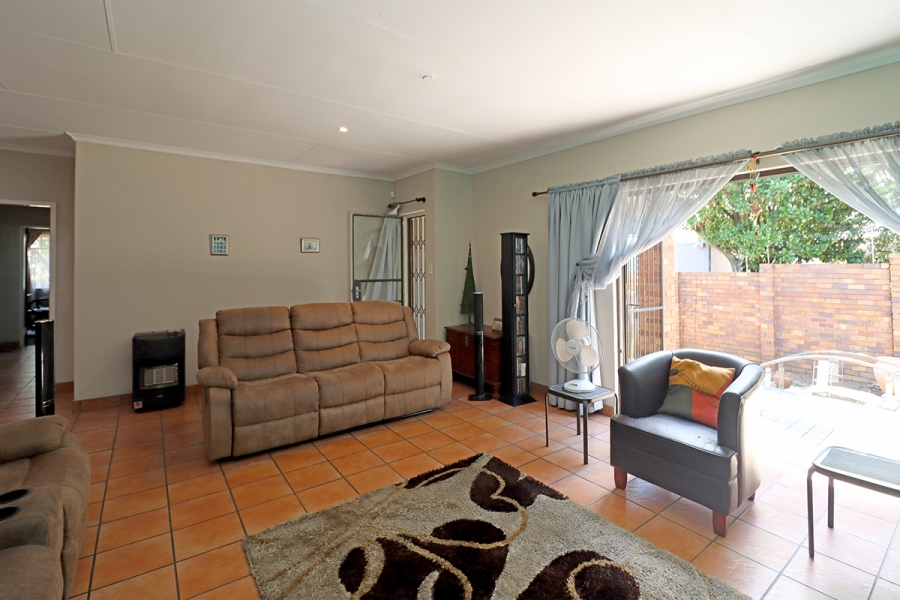 4 Bedroom Property for Sale in Marais Steyn Park Gauteng