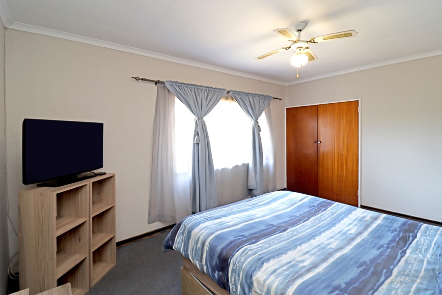 4 Bedroom Property for Sale in Marais Steyn Park Gauteng
