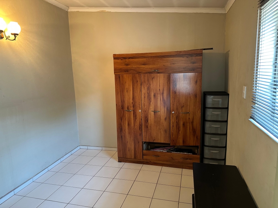 4 Bedroom Property for Sale in Marais Steyn Park Gauteng