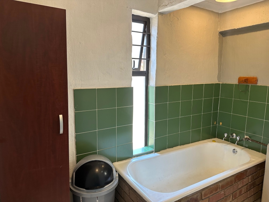 4 Bedroom Property for Sale in Marais Steyn Park Gauteng