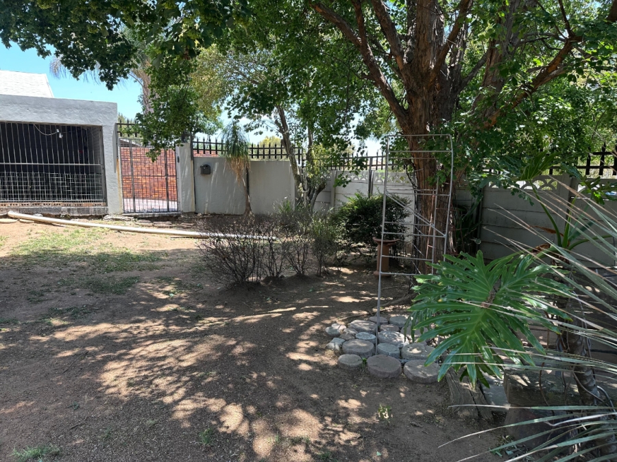 4 Bedroom Property for Sale in Marais Steyn Park Gauteng