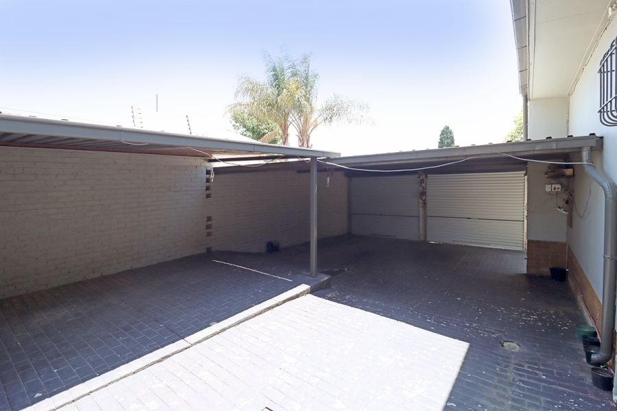 4 Bedroom Property for Sale in Marais Steyn Park Gauteng