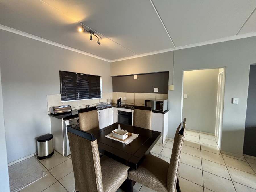 To Let 2 Bedroom Property for Rent in Barbeque Downs Gauteng