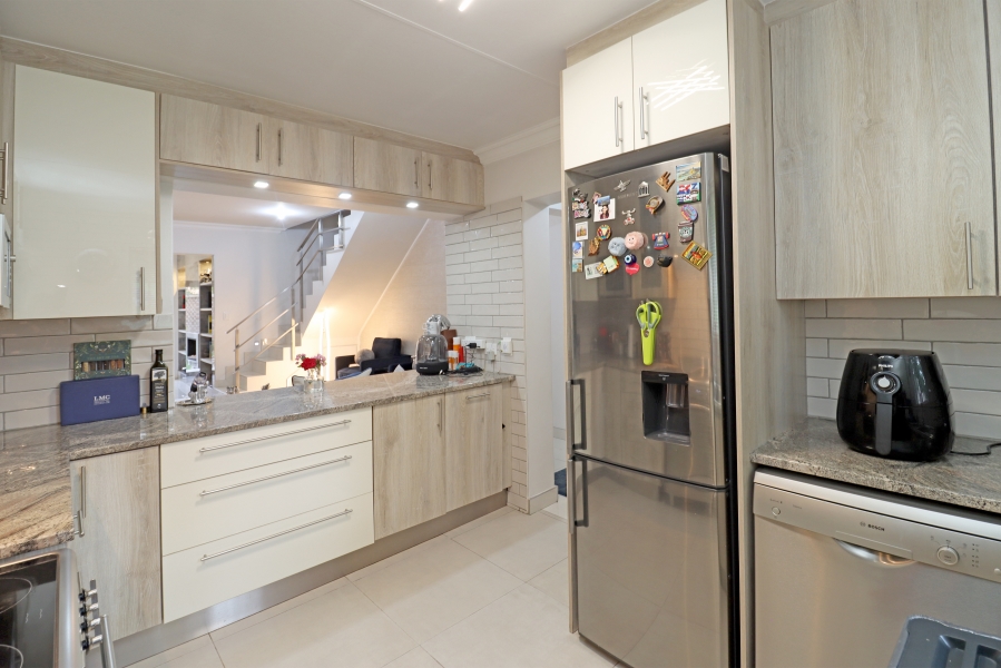 3 Bedroom Property for Sale in Rivonia Gauteng