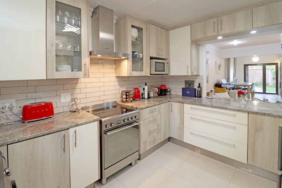 3 Bedroom Property for Sale in Rivonia Gauteng