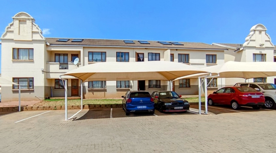 2 Bedroom Property for Sale in Hesteapark Gauteng