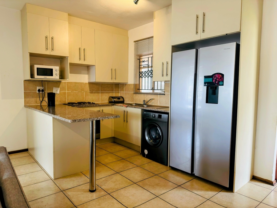 2 Bedroom Property for Sale in Hesteapark Gauteng