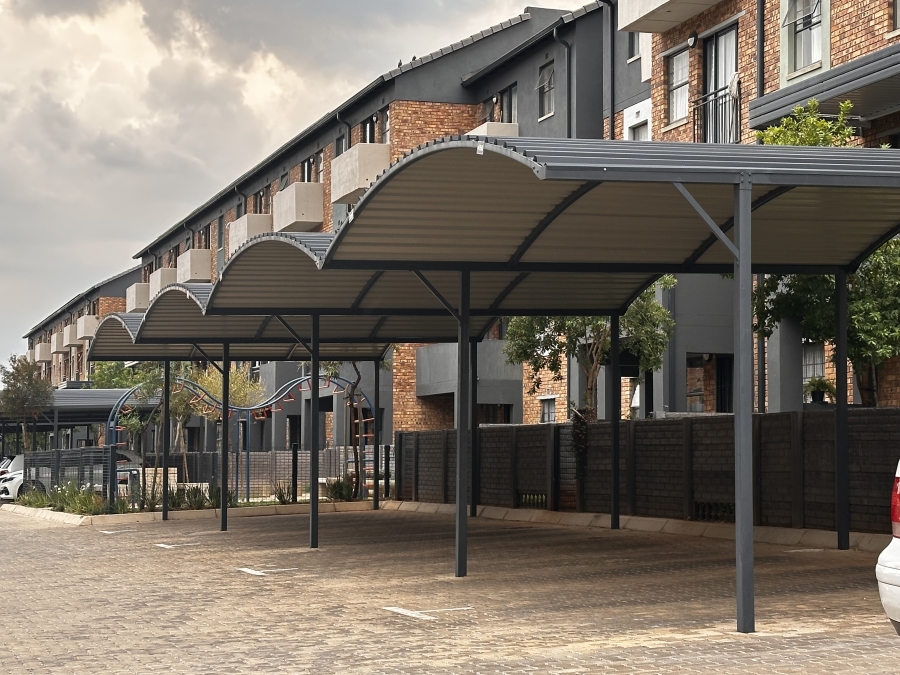 2 Bedroom Property for Sale in Theresa Park Gauteng