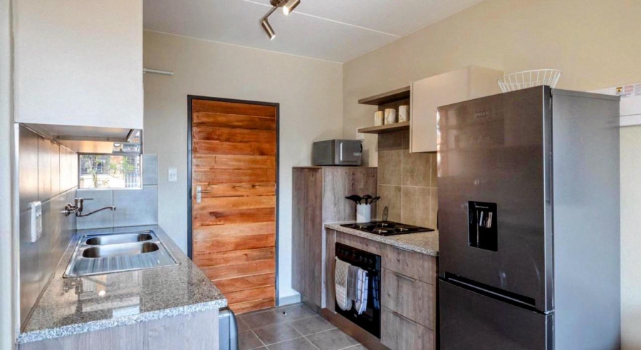 2 Bedroom Property for Sale in Theresa Park Gauteng