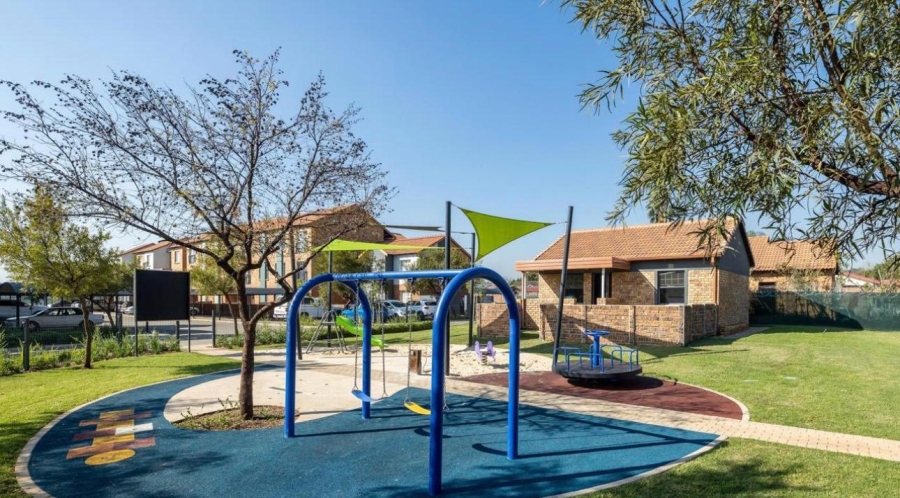 2 Bedroom Property for Sale in Theresa Park Gauteng