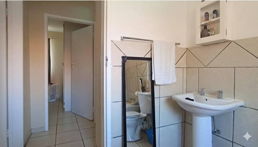 2 Bedroom Property for Sale in Clarina Gauteng