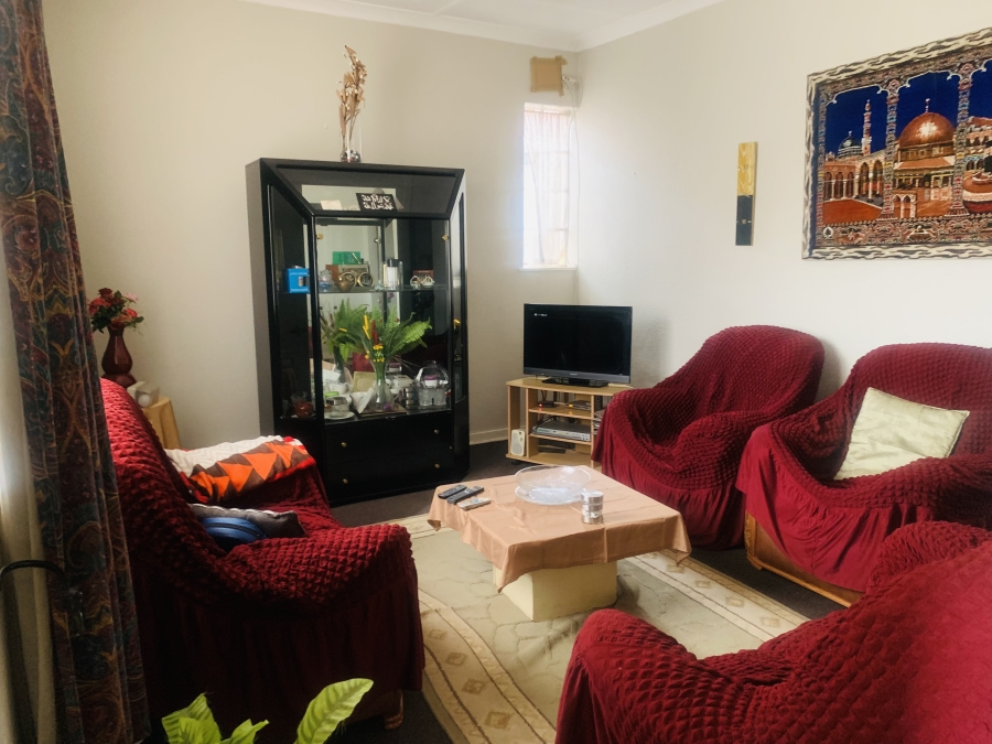 4 Bedroom Property for Sale in Bezuidenhout Valley Gauteng