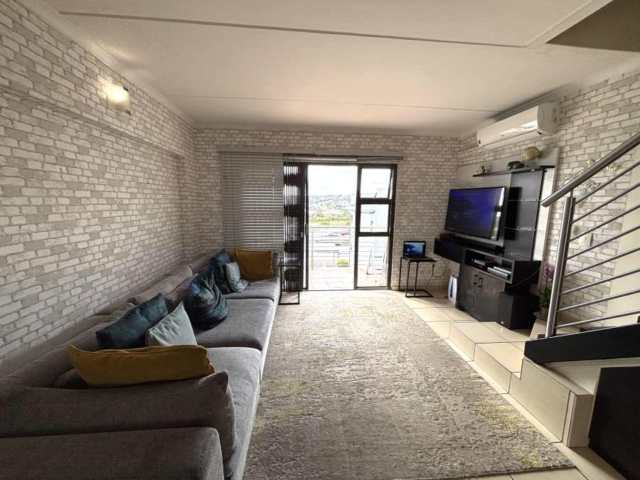 3 Bedroom Property for Sale in Barbeque Downs Gauteng