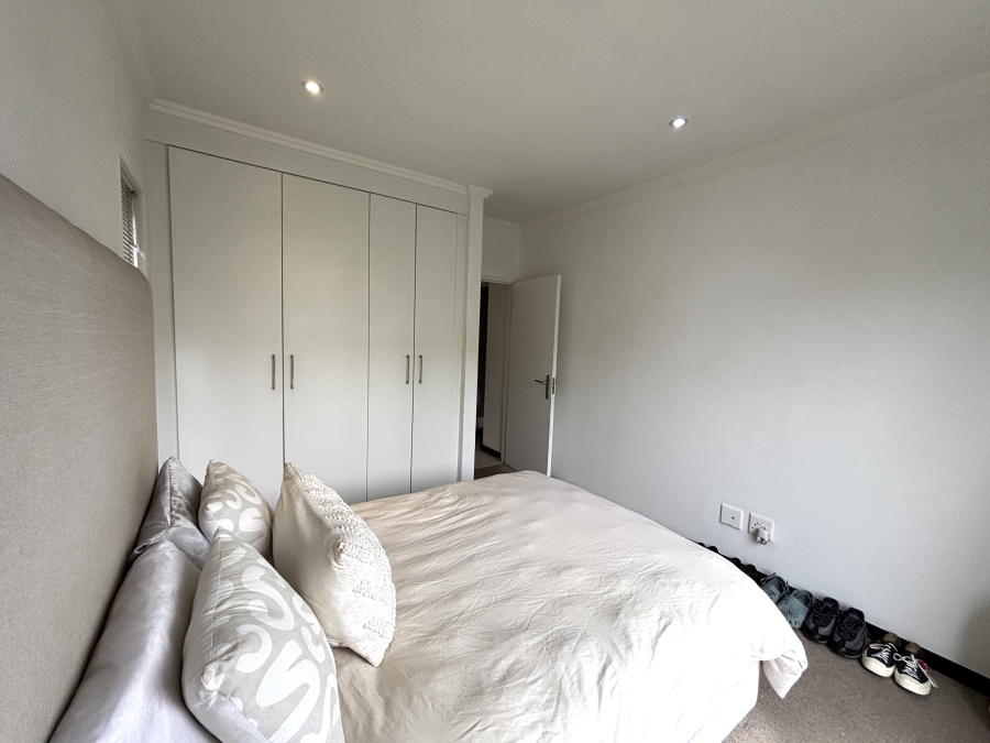 2 Bedroom Property for Sale in Barbeque Downs Gauteng