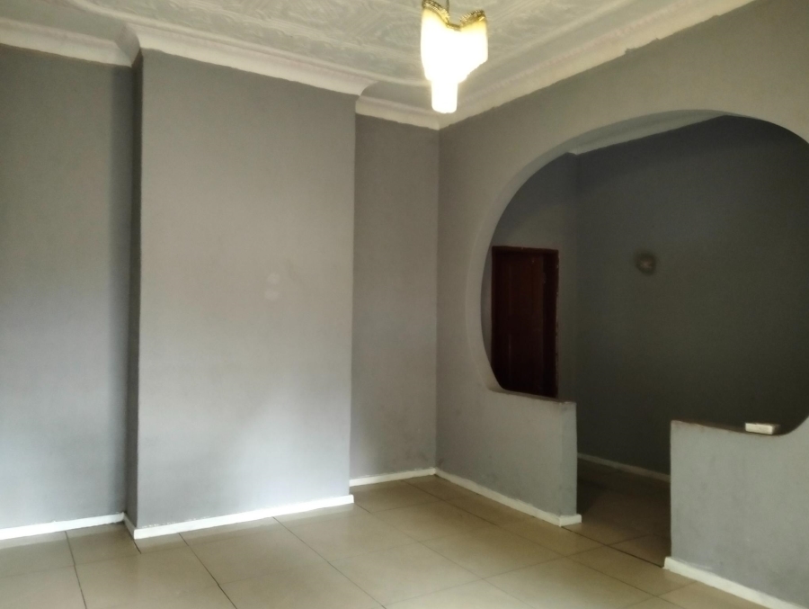 2 Bedroom Property for Sale in La Rochelle Gauteng