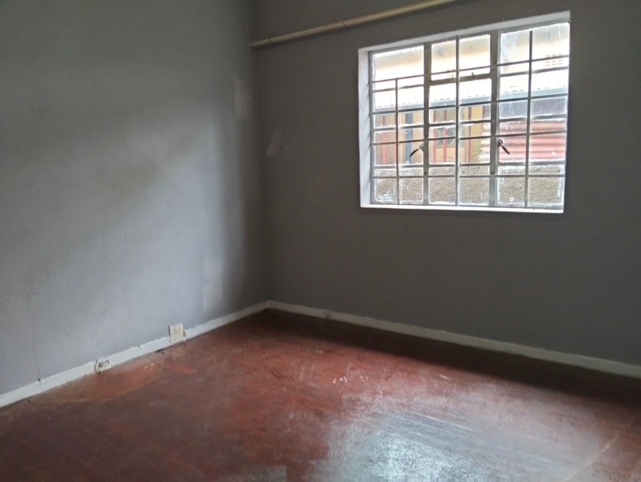 2 Bedroom Property for Sale in La Rochelle Gauteng