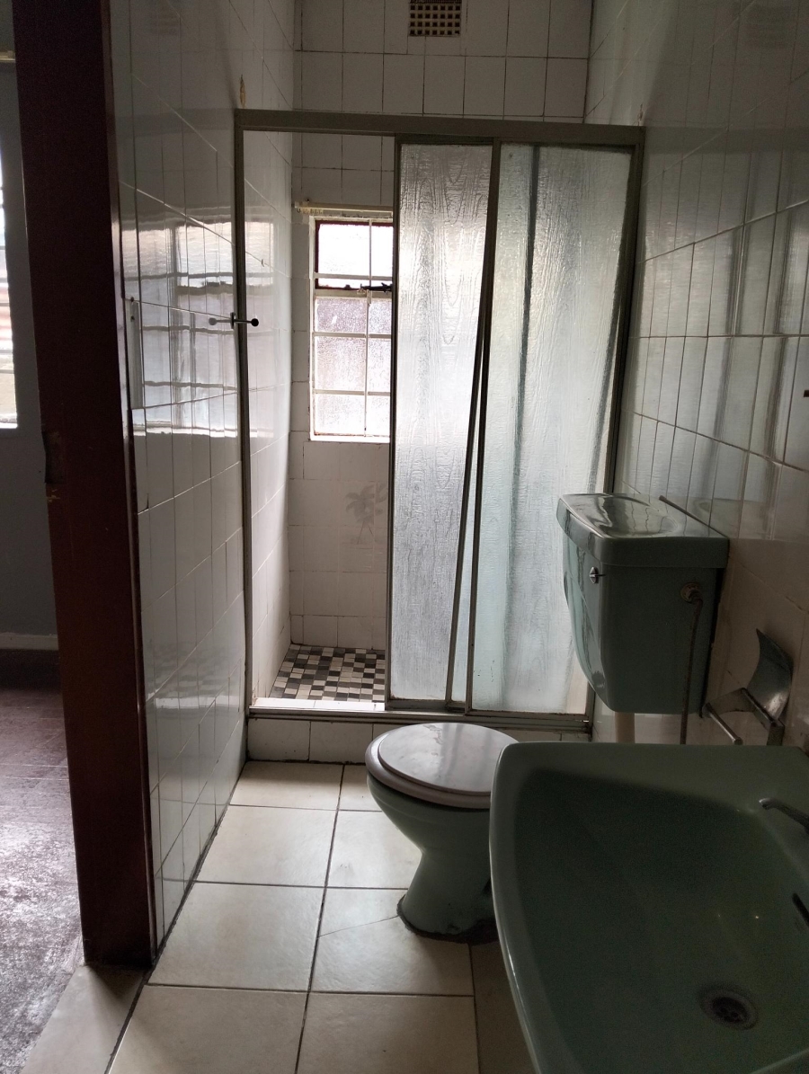 2 Bedroom Property for Sale in La Rochelle Gauteng