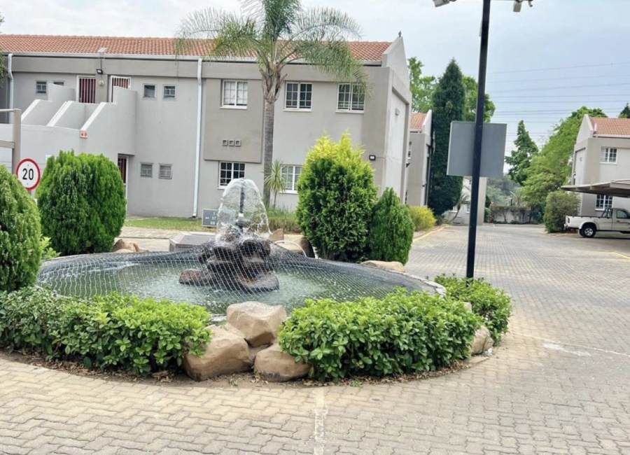 To Let 2 Bedroom Property for Rent in Morningside Gauteng
